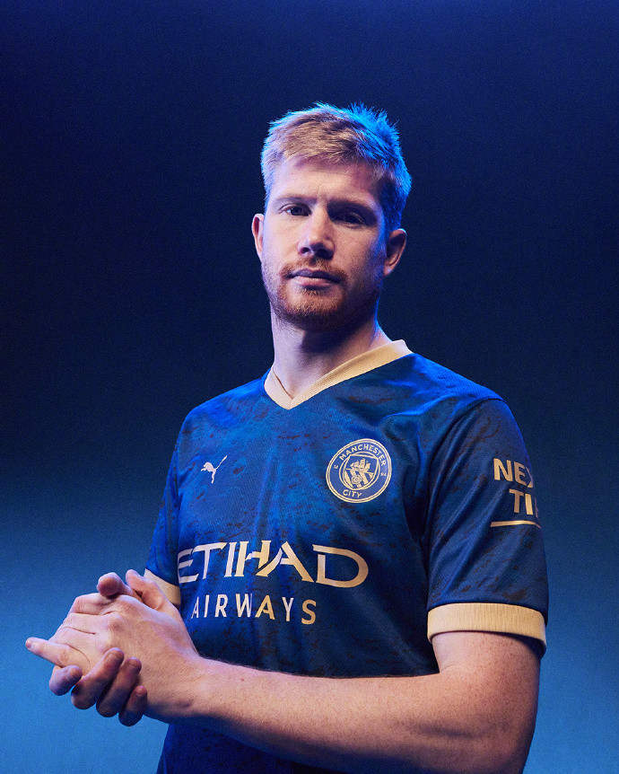 贝尔戈米：看看那不勒斯有多少人缺阵，如今他们比上赛季更强（贝尔戈米：那不勒斯伤兵满营，实力却已胜过上赛季）