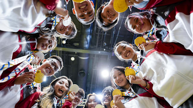 地上足球：不敌切尔西坐实西甲真实水平巴萨输球不是战术问题（地上足球：败给切尔西映照西甲成色，巴萨输球并非战术之过）