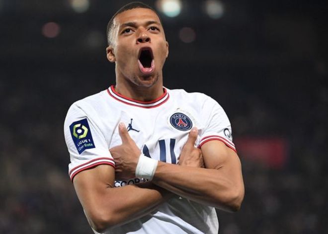 ⚽️2025年度中超最佳评选他来啦！鏖战一年，十...