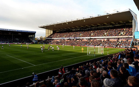 基耶萨：我不介意别人吃菠萝披萨，但我觉得它味道糟透了（基耶萨：别人爱吃菠萝披萨随意，但我觉得难吃透顶）