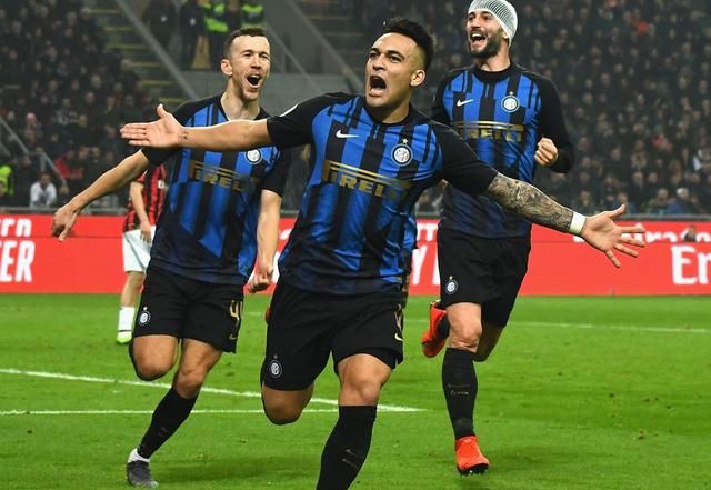 侯森：我决定不了国安守门员上限，但比我次的绝不能站在门前（侯森：国安门将上限不由我决定，但不如我的绝不能把守球门）