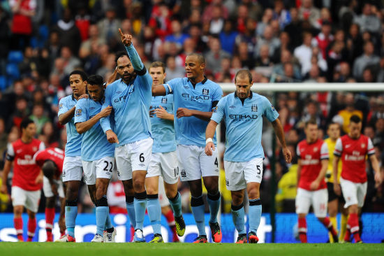 控运持球突破／对抗时机／终结角度（持球突破要点：控运、对抗时机与终结角度）