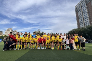 帕福斯体育总监：大卫·路易斯非常职业且伤病少，他很快同意加盟（帕福斯体育总监赞大卫·路易斯职业素养高、鲜少伤病，火速同意加盟）