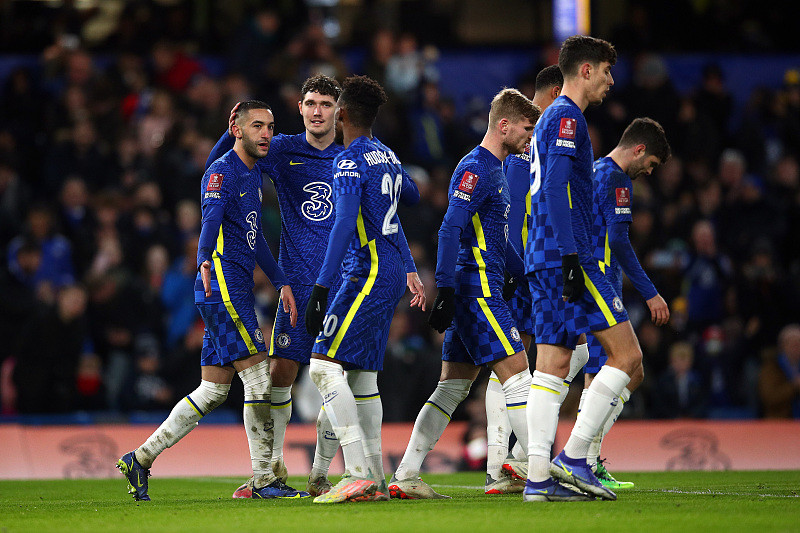 欧冠战报：格纳布里传射，基米希乌龙，拜仁3-1葡萄牙体育（欧冠快讯：格纳布里一传一射，基米希乌龙，拜仁3-1击败葡萄牙体育）