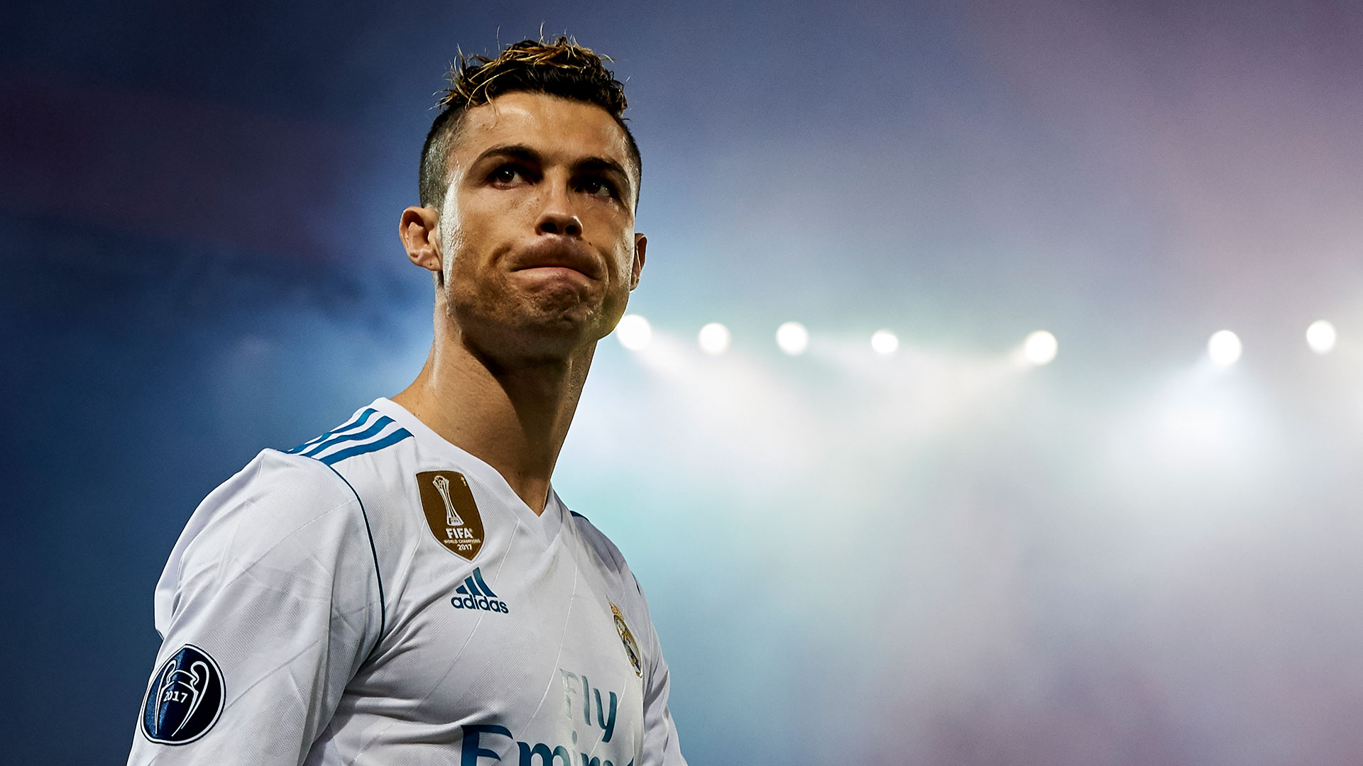 欧冠淘汰赛前瞻：拜仁主场迎战切尔西,（欧冠淘汰赛焦点战前瞻：拜仁坐镇安联对阵切尔西）