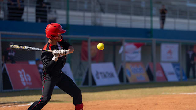 佳夫：上场机会不多让我决定离开米兰；希望米兰能拿联赛冠军（佳夫：出场时间有限促我告别米兰，仍盼米兰夺得联赛冠军）