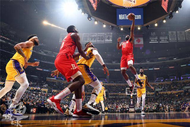 卡佩罗：利物浦今天的表现让我想到巴黎；被动换人影响了国米（卡佩罗称利物浦今日表现令人想起巴黎，国米因被动换人受影响）