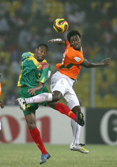 罗马诺：利物浦对伊萨克报价为1.2亿镑，纽卡要先找到替代者（罗马诺：利物浦1.2亿镑求购伊萨克，纽卡需先锁定替身）