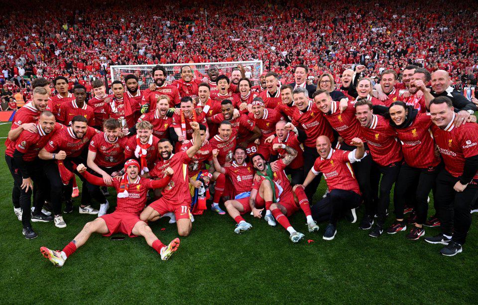 红牛集团CEO：克洛普现在无意重返教练席，他热爱现在的工作（红牛集团CEO：克洛普暂无执教复出计划，正享受现有工作）