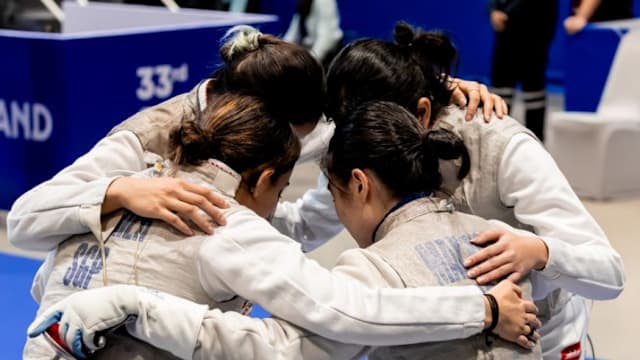 加盟曼城仅5个月！曝23岁国脚不满坐冷板凳 冬窗申请离队（来曼城才5个月 23岁国脚难忍久坐冷板凳拟冬窗申请离队）